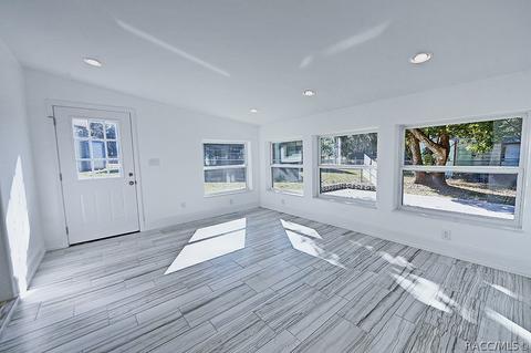 8630 E Devonshire Rd, Inverness, FL 34450 photo 13