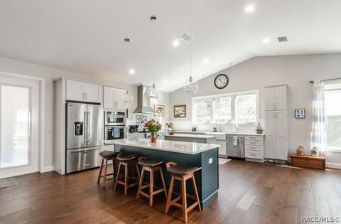 97 E Lancaster St, Lecanto, FL 34461 photo 13