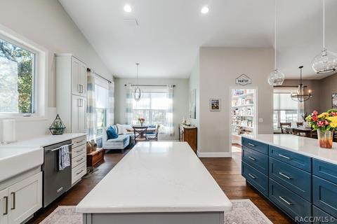97 E Lancaster St, Lecanto, FL 34461 photo 10