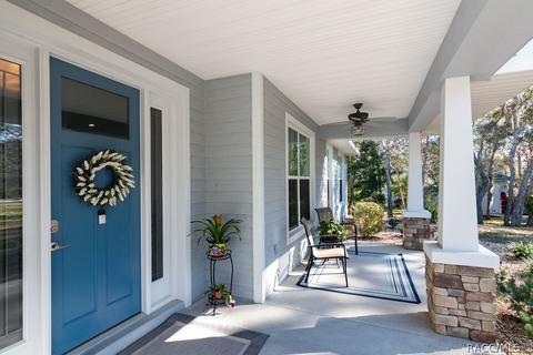 97 E Lancaster St, Lecanto, FL 34461 photo 2