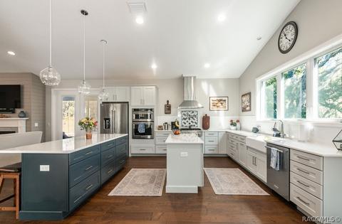 97 E Lancaster St, Lecanto, FL 34461 photo 7
