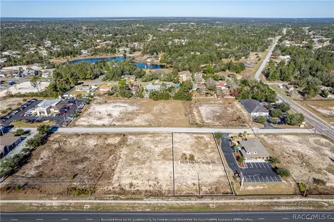 10270 Yale Ave, Weeki Wachee, FL 34613