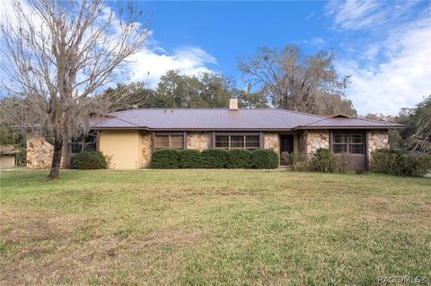 5121 S Pointe Dr, Inverness, FL 34450