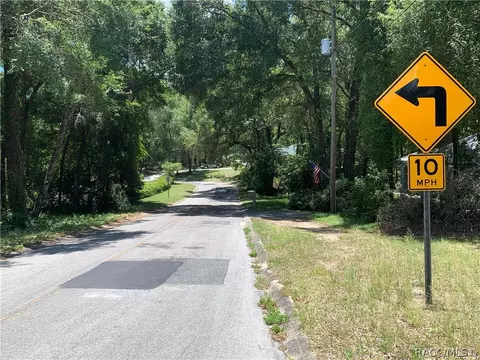 1215 Orchid Ave, Inverness, FL 34452