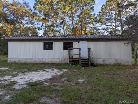135 E Pilar St, Hernando, FL 34442 photo 3