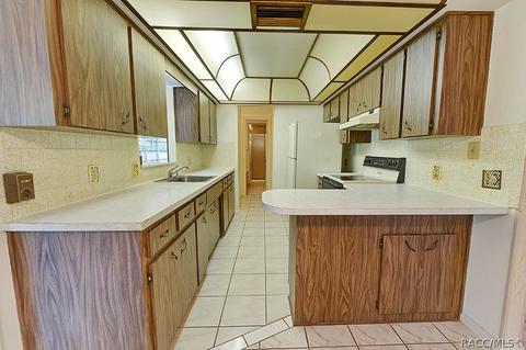 3077 E Lloyd St, Inverness, FL 34453 photo 10