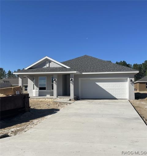 877 W Hallam Dr, Citrus Springs, FL 34434