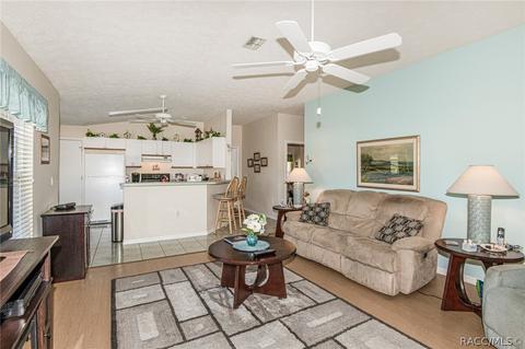 689 W Sunbird Path, Hernando, FL 34442 photo 3