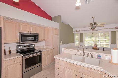 518 E Dakota Ct, Hernando, FL 34442 photo 18