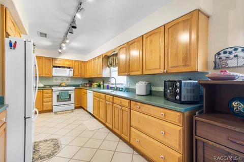 8827 SE 68th Dr, Okeechobee, FL 34974 photo 16