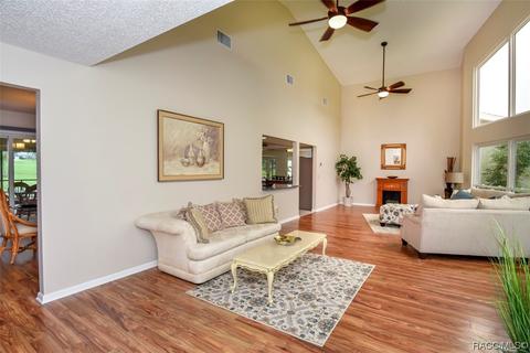 420 E Boston St, Hernando, FL 34442 photo 3