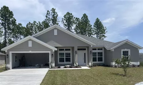 864 W Hallam Dr, Citrus Springs, FL 34434