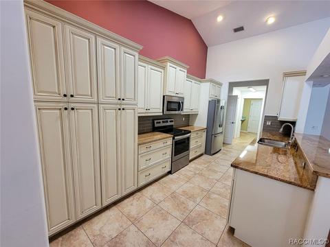4051 N Indianhead Rd, Hernando, FL 34442 photo 12