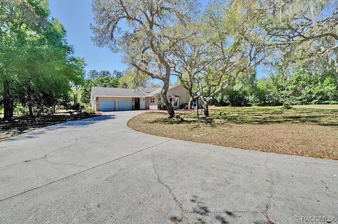 560 E Liberty St, Hernando, FL 34442 photo 2