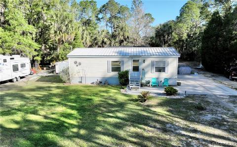 107 Gladys Ave, Inglis, FL 34449 photo 3