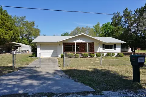 1945 N Betty Pt, Lecanto, FL 34461