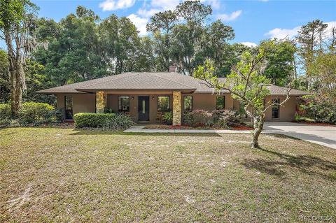 11520 Camp Dr, Dunnellon, FL 34432