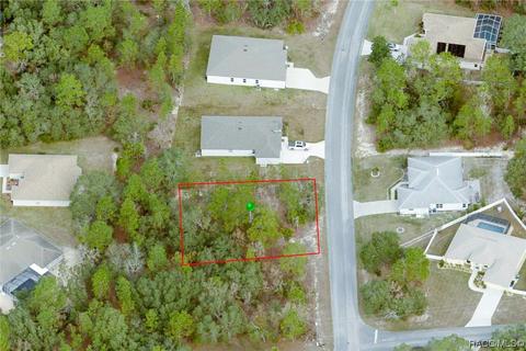 22 Hackberry Dr, Homosassa, FL 34446