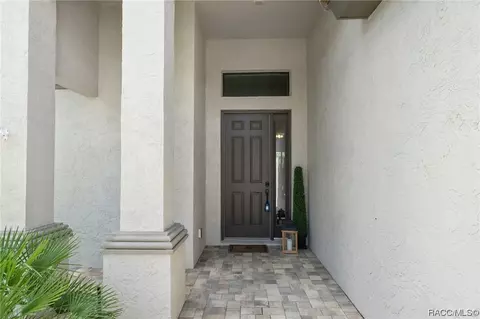 Exterior - 1848 W Sundown Ln, Hernando, FL 34442 photo 5 of 28