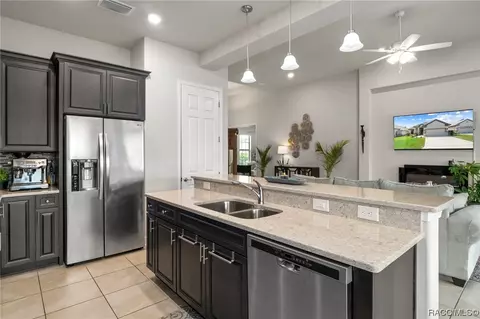 Kitchen - 1848 W Sundown Ln, Hernando, FL 34442 photo 4 of 8