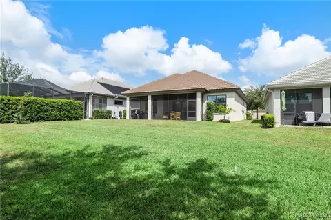 Exterior - 1848 W Sundown Ln, Hernando, FL 34442 photo 10 of 28