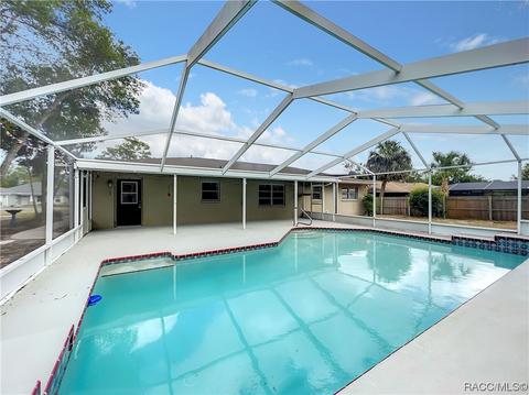 986 N Lyle Ave, Crystal River, FL 34429