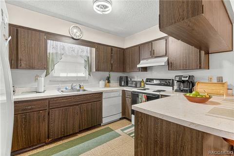 2 Silver Ct, Ocala, FL 34472 photo 5