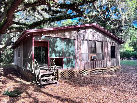230 40 Hwy E, Inglis, FL 34449 photo 4