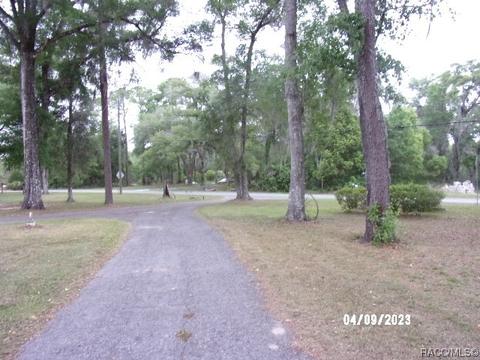 2020 E Dearborn Dr, Hernando, FL 34442 photo 8