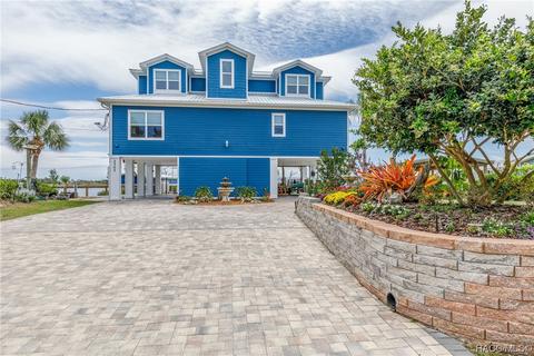 2365 S Waterman Dr, Crystal River, FL 34429