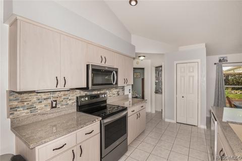 3629 E Cove Park Trl, Hernando, FL 34442 photo 11