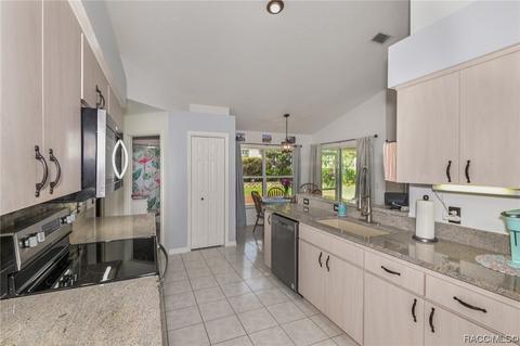 3629 E Cove Park Trl, Hernando, FL 34442 photo 10
