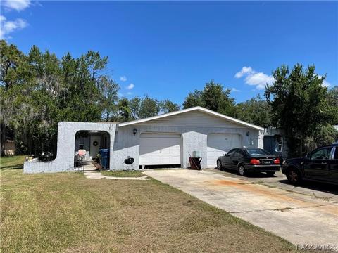 7451 Mead Dr, Spring Hill, FL 34606 photo 1