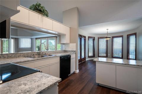 1452 N Man O War Dr, Hernando, FL 34442 photo 10