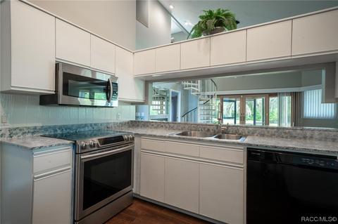 1452 N Man O War Dr, Hernando, FL 34442 photo 11