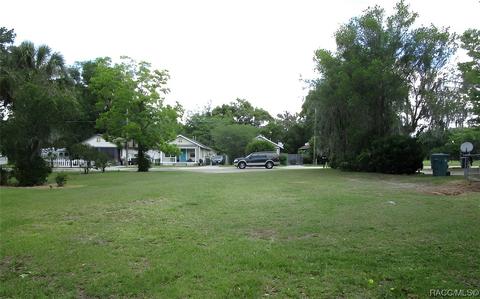 716 W Silver Springs Pl, Ocala, FL 34475 photo 3