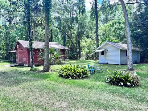 Exterior - 6351 SE 26th Ter, Inglis, FL 34449 photo 8 of 12