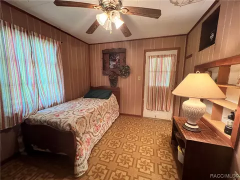 Bedroom - 6351 SE 26th Ter, Inglis, FL 34449 photo 1 of 5