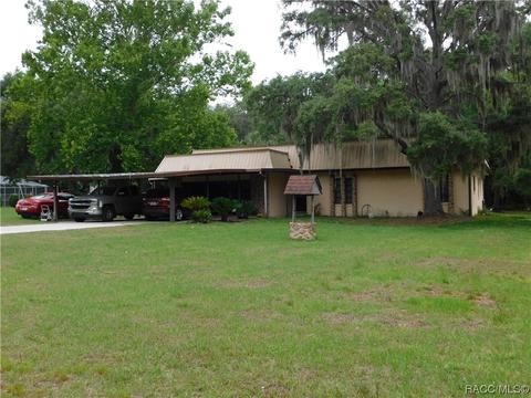 7165 W Cottage Ln, Crystal River, FL 34429