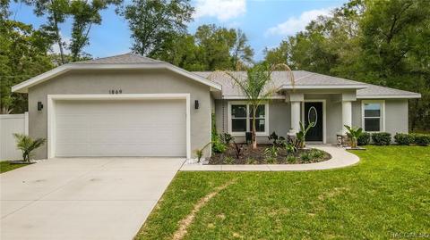 1869 W Evergreen Dr, Citrus Springs, FL 34434