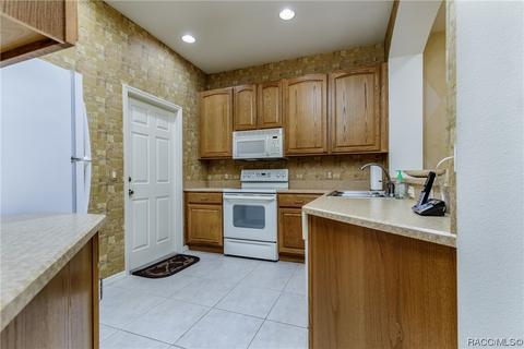1707 W Spring Meadow Loop, Lecanto, FL 34461 photo 5
