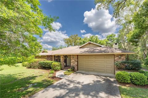 5 Sandpine Ct W, Homosassa, FL 34446