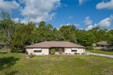 2 Laurelcherry Ct, Homosassa, FL 34446