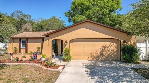 2206 Deltona Blvd, Spring Hill, FL 34606