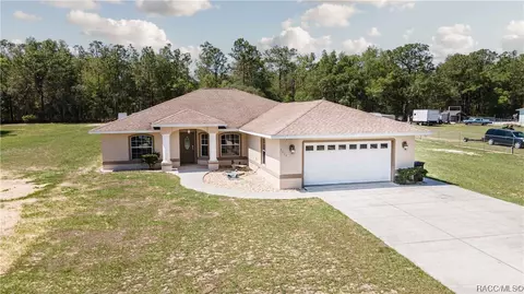 5024 E Arbor St, Inverness, FL 34452