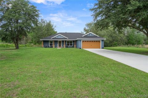 7592 N Manville Rd, Citrus Springs, FL 34434
