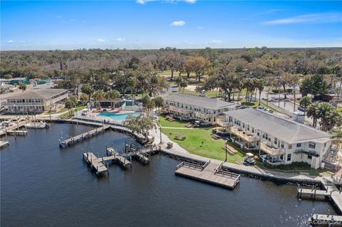 5291 S Cherokee Way #420, Homosassa, FL 34448