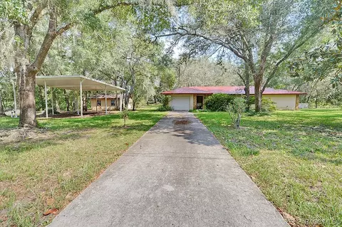 8461 E Melissa Ct, Floral City, FL 34436