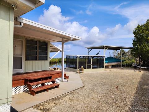 13545 W Navy Blue Path, Crystal River, FL 34429