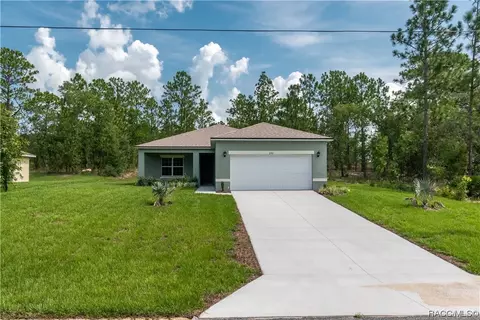 2351 W Newhope Ln, Citrus Springs, FL 34434